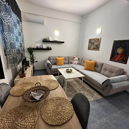 Near The Centre Of Apartamento Tirana